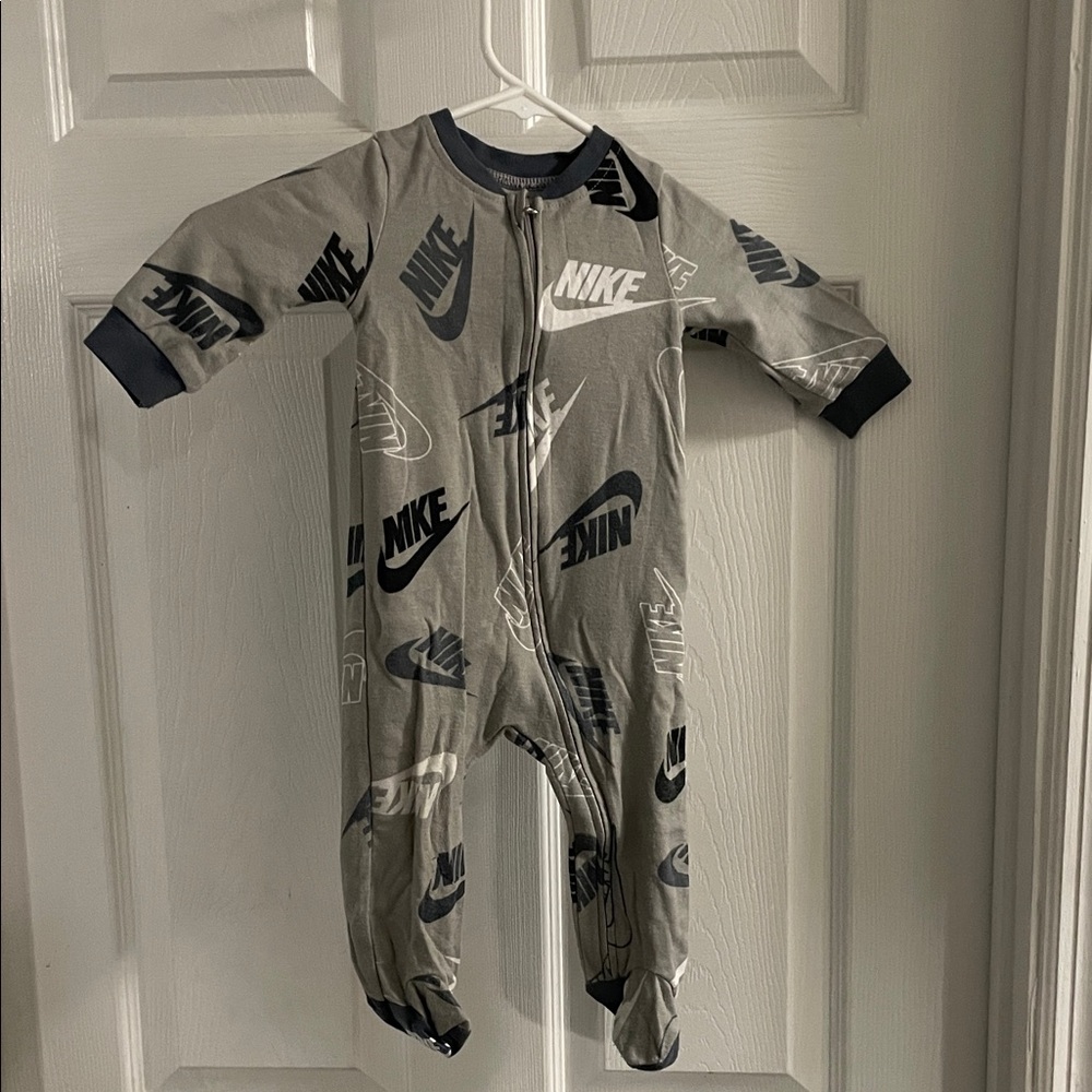 Nike Kids Gray and Black One Piece Footie size 9 months